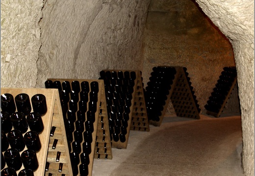 Caves Taittinger #10 (3352 visites, score 3.68) Caves Taittinger #10