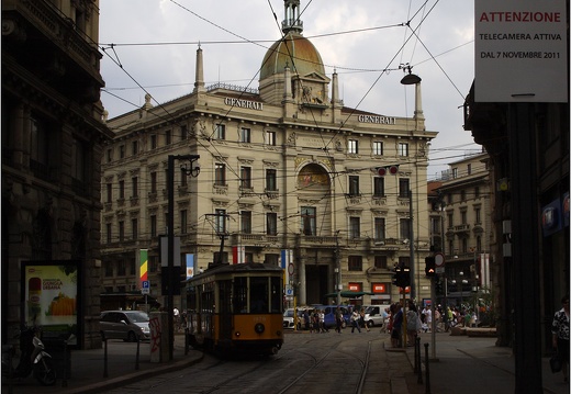 Milan, via Broletto #01