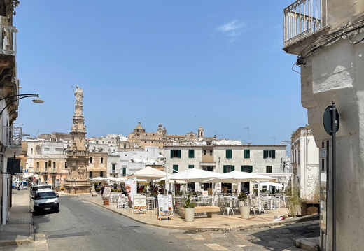 Ostuni, Colonna di Sant'Oronzo #02