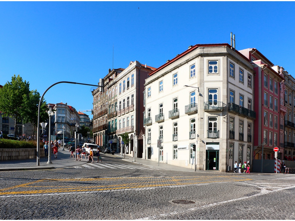 Porto, praça do à l'infant Dom Henrique #03