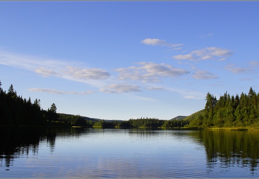 Saint Maurice, lac Tousignant #64 (1840 visites) Lac Tousignant. Saint Maurice, lac Tousignant #64