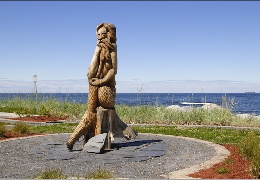 Sainte-Anne-des-Monts, statue #02 (1915 visites) Sainte-Anne-des-Monts, statue #02