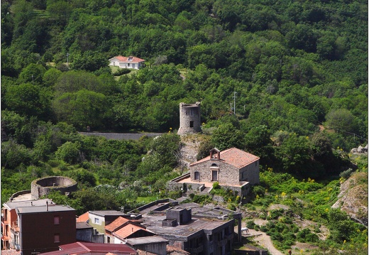 Castiglione di Sicilia, Torre "U Cannizou", Chiesa San Vincento Ferreri (2233 visites) Castiglione di Sicilia, Torre "U Cannizou", Chiesa San Vincento Ferreri