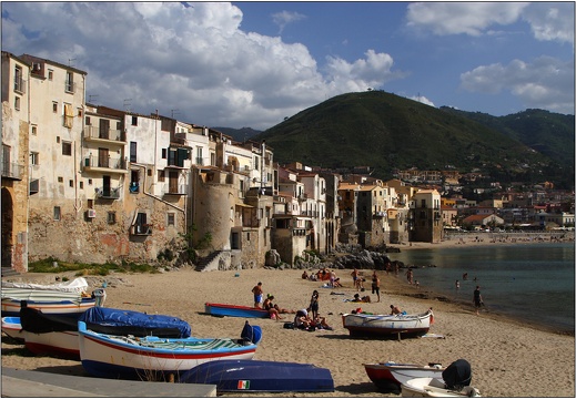 Cefalù, la spiaggetta #01 (6812 visites) Cefalù, la spiaggetta #01