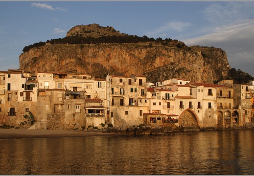 Cefalù, la spiaggetta, la Rocca #04 (5374 visites) Cefalù, la spiaggetta, la Rocca #04