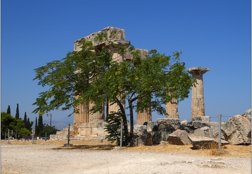 Ancienne Corinthe, temple d'Apollon #02 (1644 visites) Ancienne Corinthe, temple d'Apollon #02