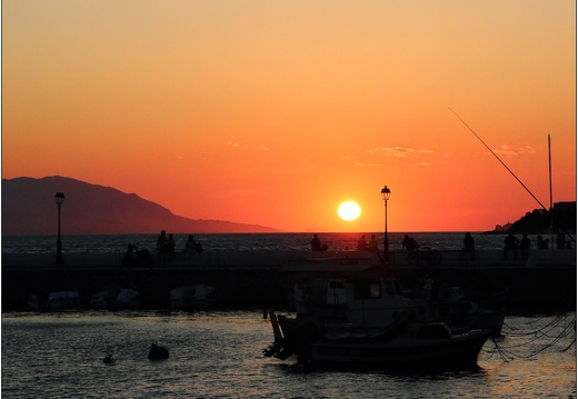 Loutraki, coucher de soleil #03 (1415 visites) Loutraki, coucher de soleil #03