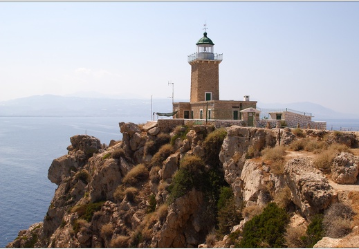 Héraion de Pérachora, phare #02 (877 visites) Héraion de Pérachora, phare #02