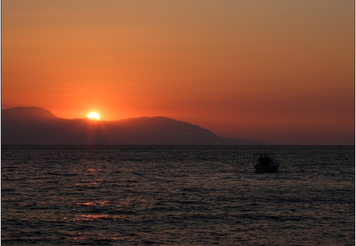 Loutraki, coucher de soleil #01 (1159 visites) Loutraki, coucher de soleil #01