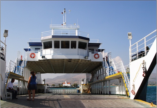 Elafonisos, port, bateau traversier #06 (1447 visites, score 4.08) Elafonisos, port, bateau traversier #06