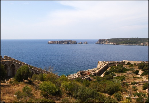 Pylos, l'île de Sfakteria vue de Neo Kastro #08 (704 visites) Pylos, l'île de Sfakteria vue de Neo Kastro #08