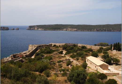 Pylos, l'île de Sfakteria vue de Neo Kastro #09 (899 visites) Pylos, l'île de Sfakteria vue de Neo Kastro #09