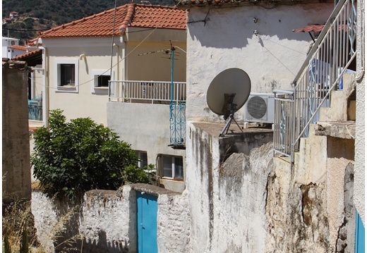 Poros-ville, ruelles #09 (1856 visites) Poros-ville, ruelles #09
