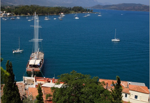 Poros-ville, port #14 (1360 visites) Poros-ville, port #14