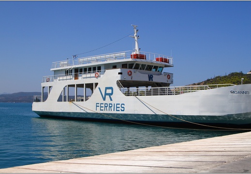 Poros-ville, port #16 (866 visites) Poros-ville, port #16