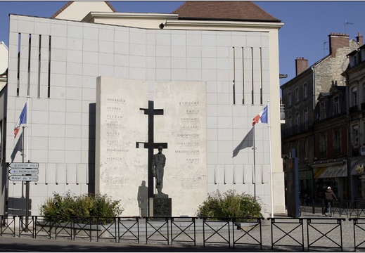 Monument Général Leclerc #17 (1634 visites) Monument Général Leclerc #17