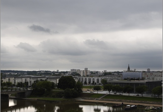 Quai des Carmes #02 (1713 visites) Quai des Carmes #02