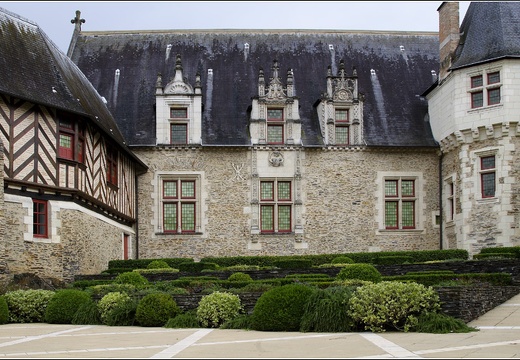 Angers #01 (1421 visites) Angers #01
