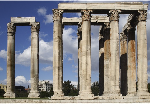 Athènes #13 (2476 visites) Temple de Zeus Athènes #13