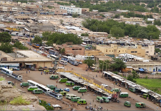 Bamako, gare routière #30 (1902 visites) Bamako, gare routière #30