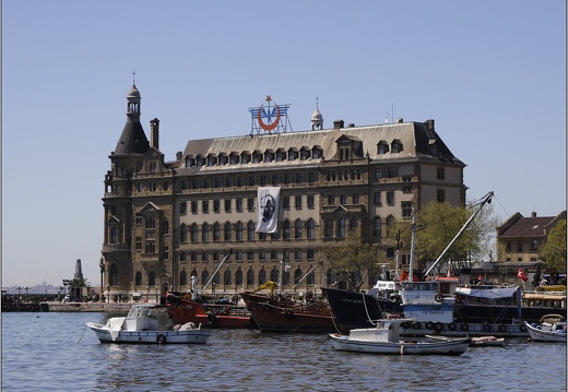 Kadiköy, gare Haydarpaşa #02 (1477 visites) Kadiköy, gare Haydarpaşa #02